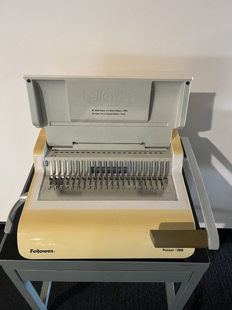 Vintage Fellowes Pulsar 300 Binding Machine445560614122967041