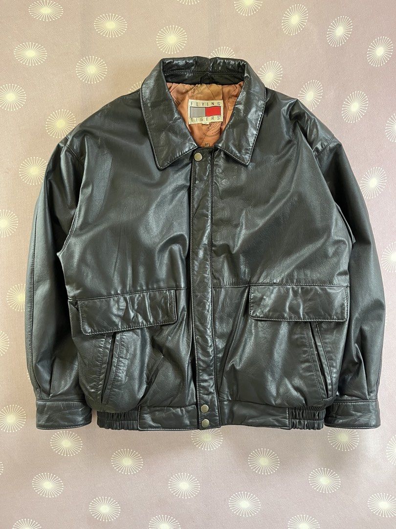 Vintage Flying Tigers’ Leather Jacket (Category: Coats, Jackets and Outerwear) located in Malaybalay. Submitted by spl3ndd_artifacts (Listing ID 1436286206, Image 1). Description: 22x26.