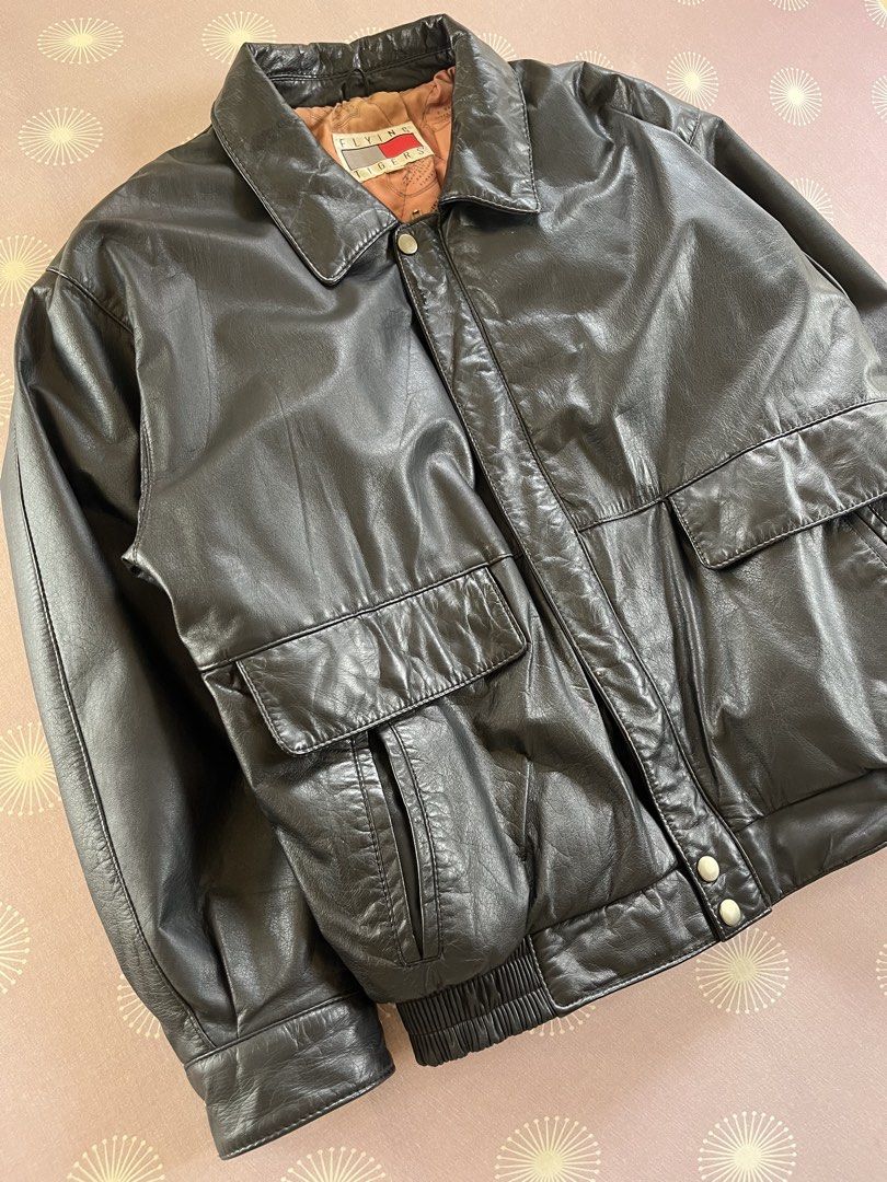Vintage Flying Tigers’ Leather Jacket (Category: Coats, Jackets and Outerwear) located in Malaybalay. Submitted by spl3ndd_artifacts (Listing ID 1436286206, Image 3). Description: 22x26.