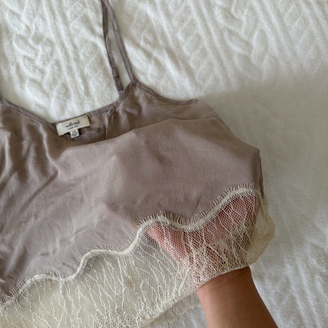 Wilfred Silk Camisole with Lace Trim (Category: Sleeveless) located in Pasig City. Submitted by sichi.ph (Listing ID 1436217385, Image 2). Description: - Wilfred camisole - Silky mauve top - Delicate spaghetti straps - Cream-colored lace trim - V-neck design - Size tag visible.