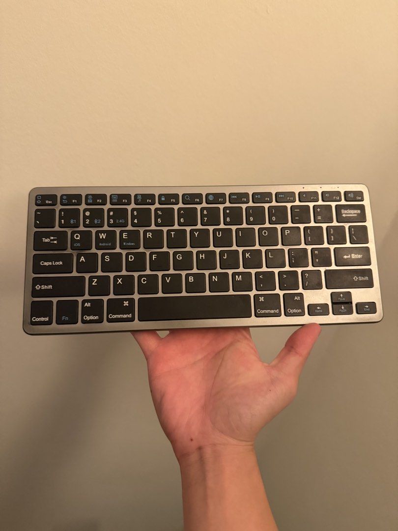 Wireless keyboard445817274301173760