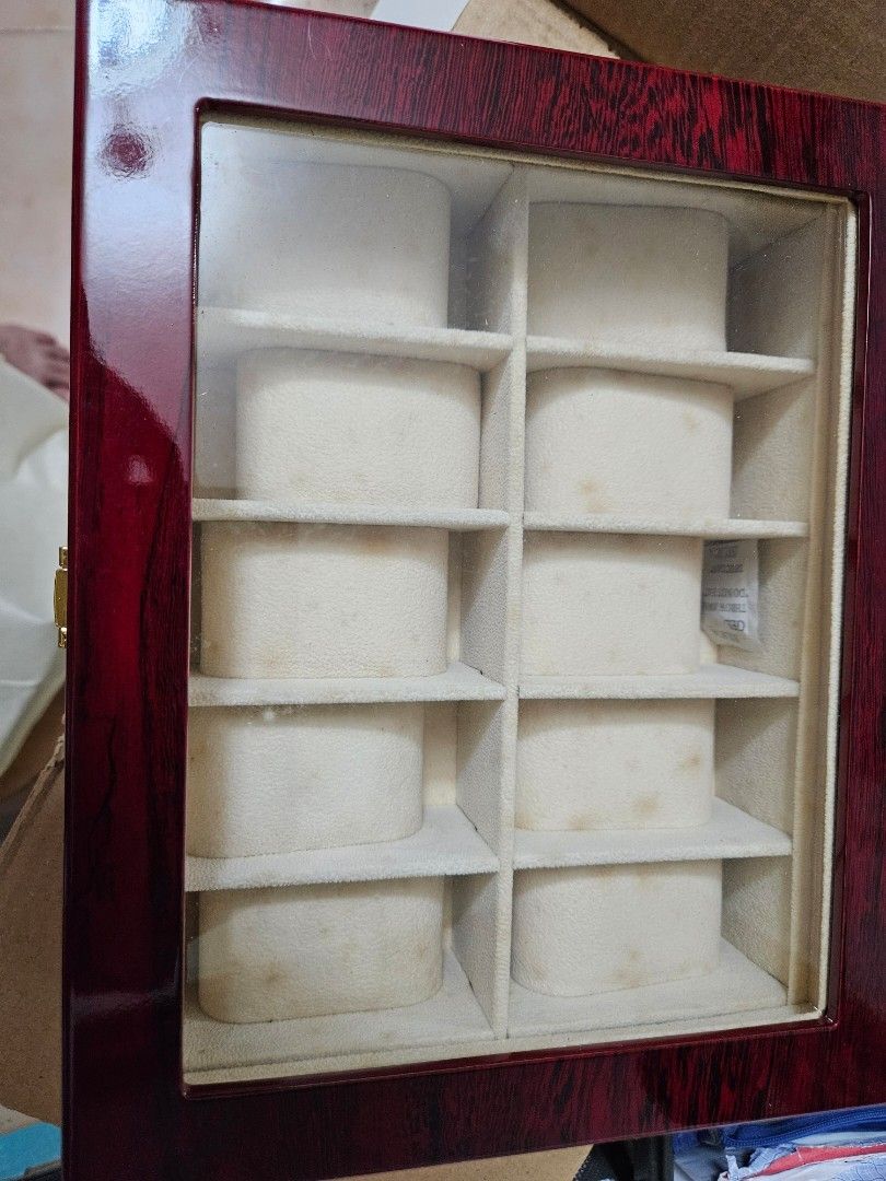Wooden Watch Box445927499299573760