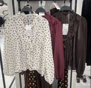 (Kategori: ) berada di . Dikirim oleh declutterss__ (ID iklan 1436136446, Gambar 1). Deskripsi: .