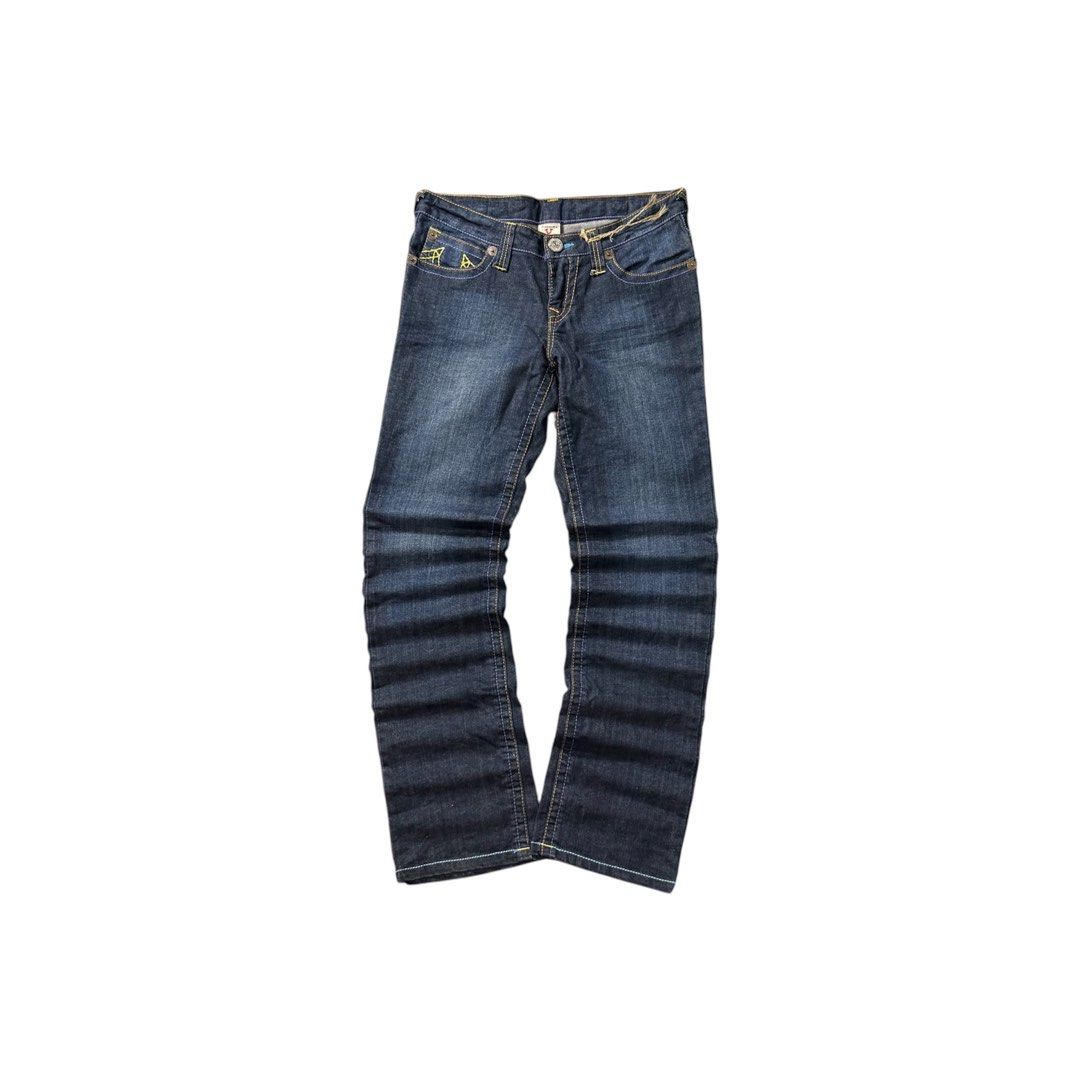 Y2K TRUE RELIGION DARK DENIM JEANS (Category: Jeans) located in Dagupan City. Submitted by dgp.plvg (Listing ID 1436143208, Image 2). Description: Y2K TRUE RELIGION DARK DENIM JEANS Size: 30 Width: 30-33” Length: 41.5” Leg opening: 8” Condition: good as new Issues: none..