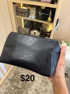 (Category: ) located in . Submitted by luxury_lover1806 (Listing ID 1436150188, Image 1). Description: .