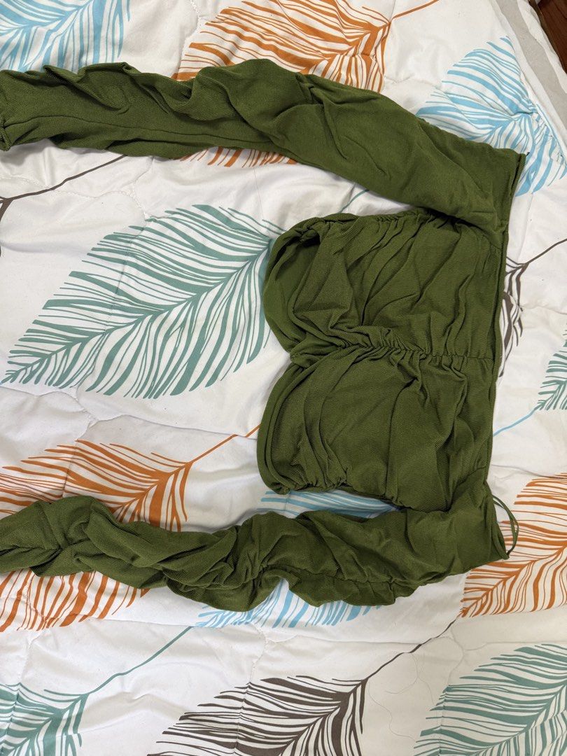 Zara Olive Green Off-Shoulder Top (Category: Blouses) located in Quezon City. Submitted by prelovedbyshannen_ (Listing ID 1436169242, Image 3). Description: - Olive green off-shoulder top - Long sleeves with gathered texture - Ruched front design - Cropped length - Made of soft, stretchy fabric - Solid color, versatile for different outfits.