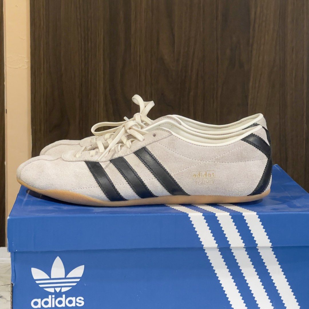 ADIDAS Tokyo (Category: Sneakers) located in Iloilo. Submitted by andreylee (Listing ID 1436427961, Image 2). Description: - Adidas Tokyo sneakers - Gum sole - Adidas logo on tongue and sole - Includes original box SIZE COMPARISON WITH SIZE 10.5us SALOMON XT6 28cm.