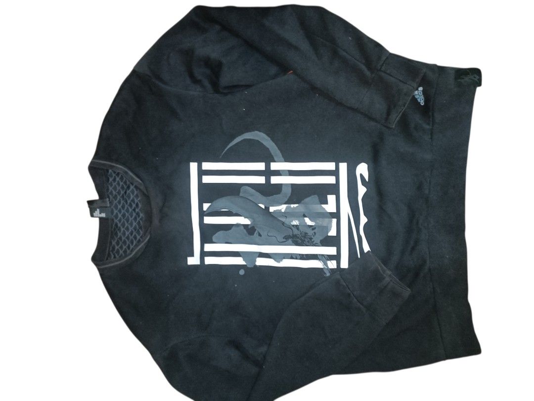 Adidas X Jet Li Wuji Sweater (Category: Coats, Jackets and Outerwear) located in Baguio. Submitted by boldstone-2d1ab3 (Listing ID 1436314964, Image 1). Description: .