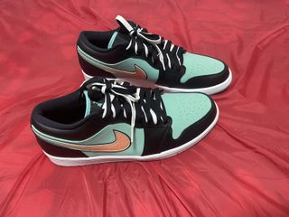 (Category: ) located in . Submitted by authenticfashion33 (Listing ID 1436381057, Image 1). Description: .