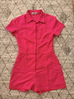(Category: ) located in . Submitted by wardrobeforher (Listing ID 1436422961, Image 1). Description: .