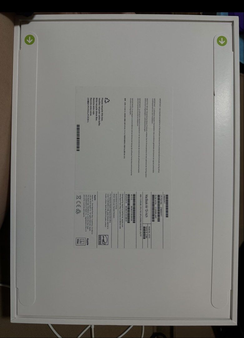 Apple MacBook Air 13-inch446429485010135041