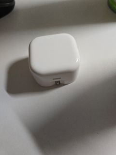 Apple USB Power Adapter454806775142830080