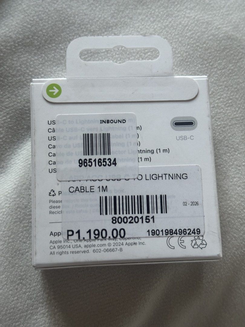 Apple USB C TO LIGHTNJNG CABLE 1METER (Category: Chargers & Cables) located in Pasay City. Submitted by tala_xo (Listing ID 1436314816, Image 2). Description: - Apple USB-C to Lightning Cable - 1 meter length - Authentic Apple product - Ready for use -Never opened never used nastock lang sya ng ilang months -Price nego and discount for sure buyers.