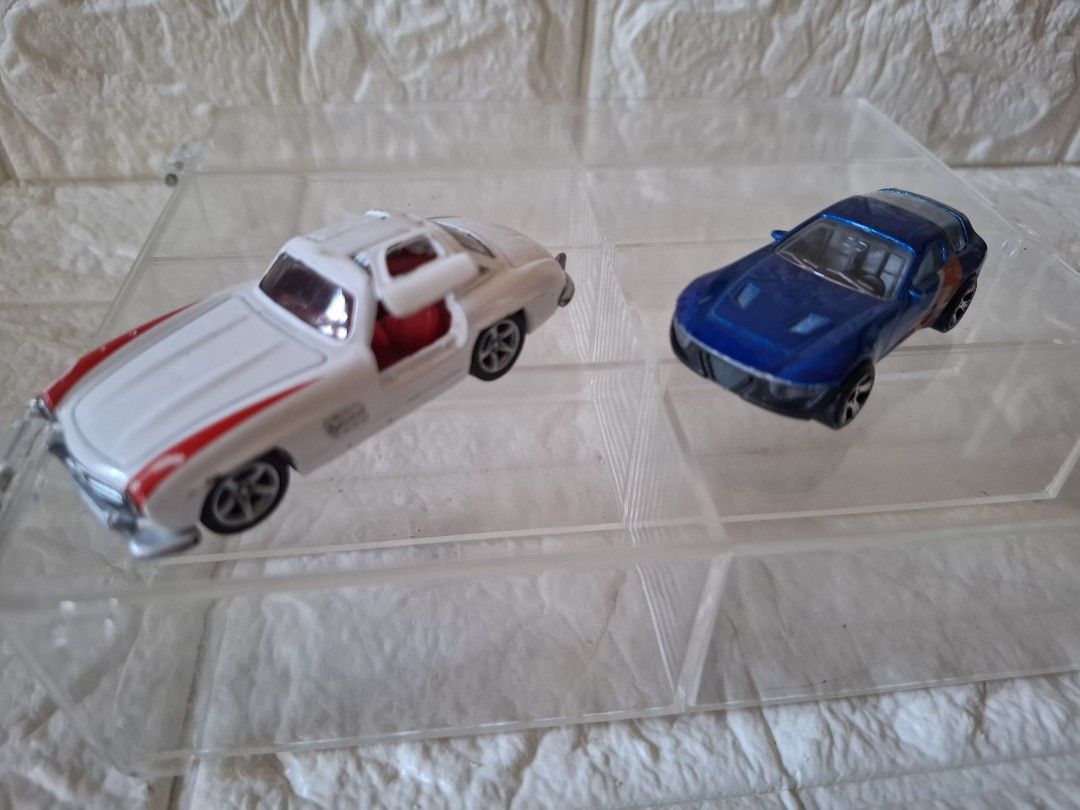 Assorted Hotwheels loose (Category: Toys & Games) located in Narvacan. Submitted by jigger85_2ndaccount (Listing ID 1436299069, Image 2). Description: ASSORTED HOTWHEELS LOOSE 100 each price negotiable depends on condition if mint/non-mint.