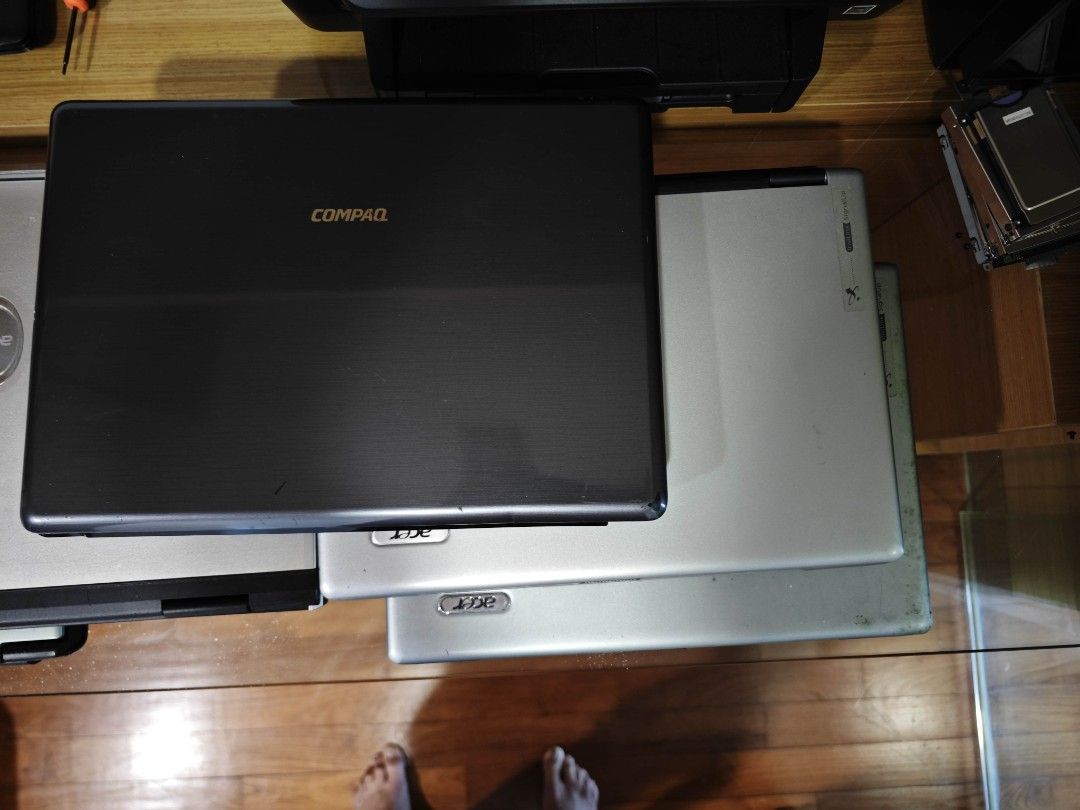 Assorted Laptops - Acer, Compaq446555668381716481