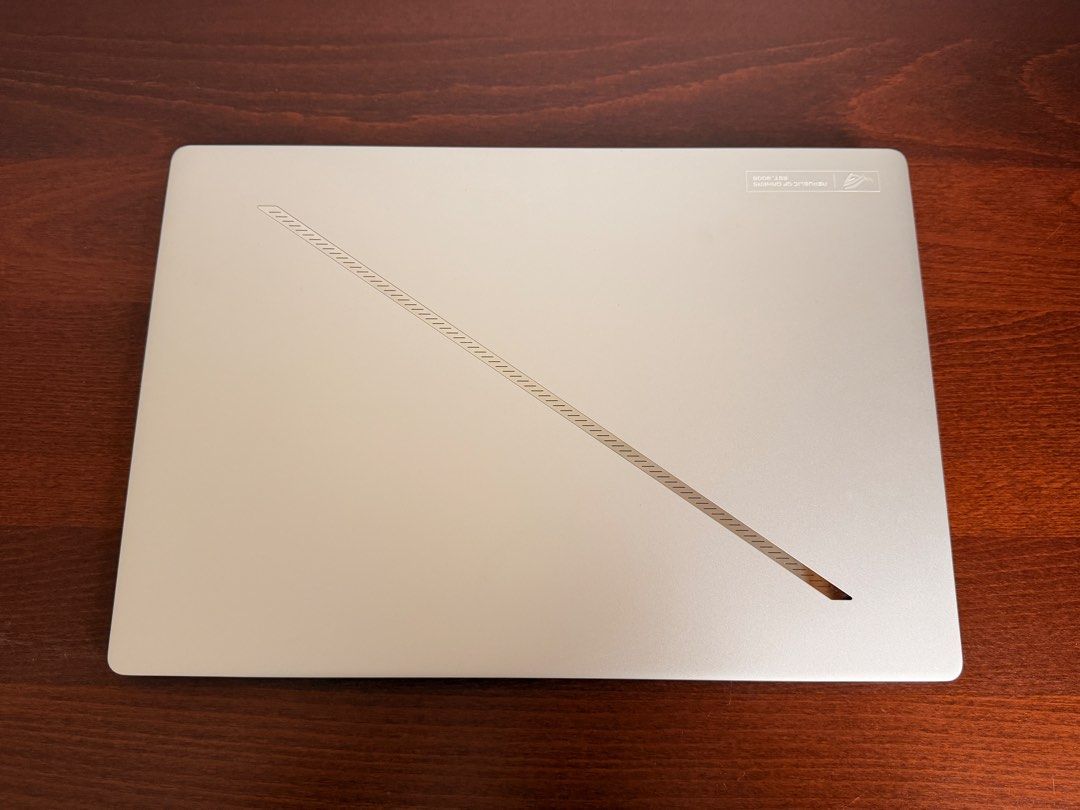 Asus ROG Zephyrus G16 2024 4070460162311064791041