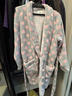 (Category: ) located in . Submitted by hidaaaaa (Listing ID 1436452266, Image 1). Description: .