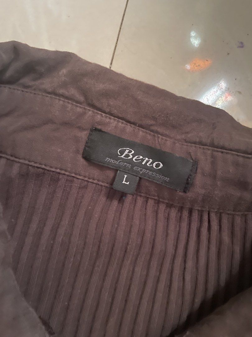 Beno Alt Goth Two Way Zip Up Sweater (Category: Tshirts & Polo Shirts ) located in Malaybalay. Submitted by mo0rph (Listing ID 1436466216, Image 3). Description: 25Lx17-20 can be stretched 25 sleeves Add sf 120 Mindanao jnt Gcash.