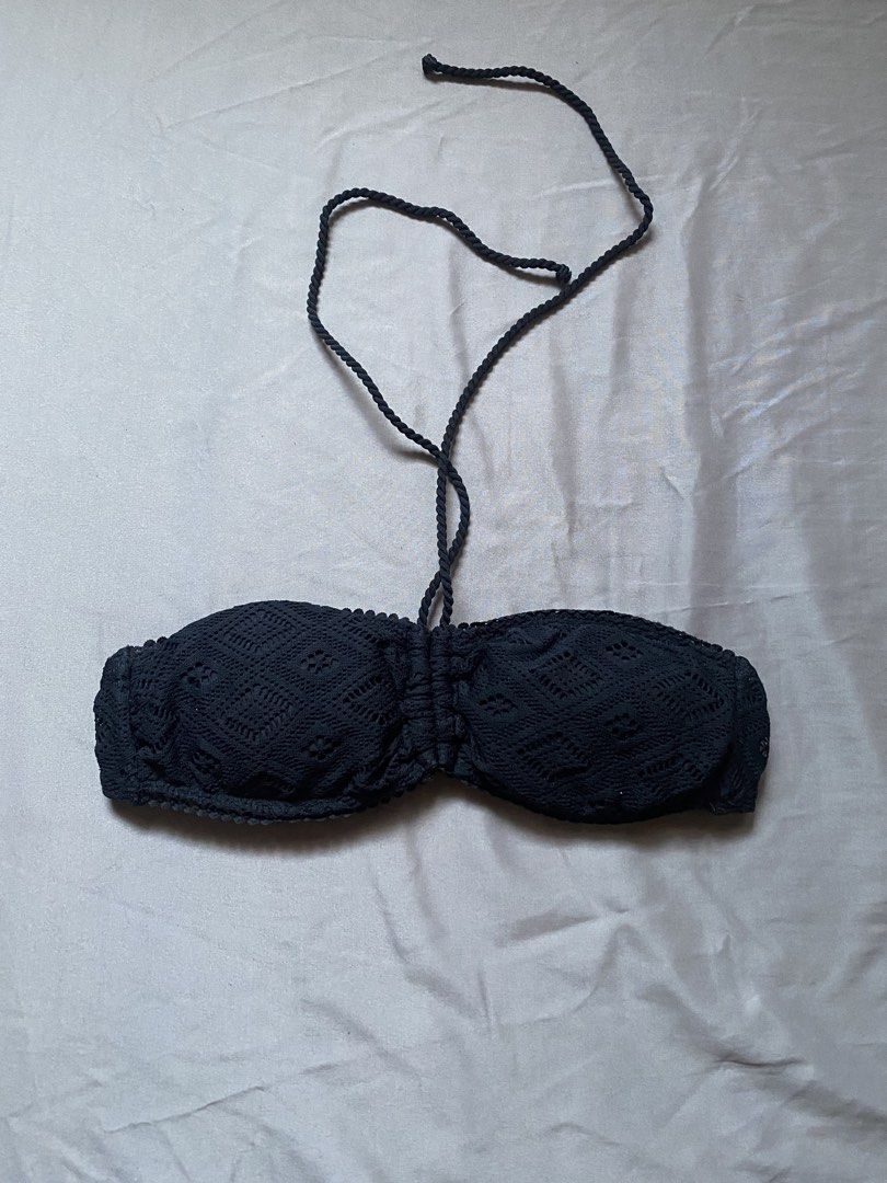Black Crochet Bikini Top (Category: Bikinis & Swimsuits) located in Manila. Submitted by dodoheeee (Listing ID 1436354358, Image 2). Description: - Black crochet bikini top - Halter straps - Textured design - Bandeau style with tie - Clasp closure at the back - Ideal for beach or pool.
