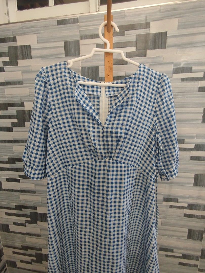 Blue Checkered Maxi Sunday Dress (Category: Dresses) located in Santo Tomas. Submitted by rieloved (Listing ID 1436305508, Image 2). Description: need inner declutter with tali zipper sa likod Bust 36 Waist 30 Length 44.
