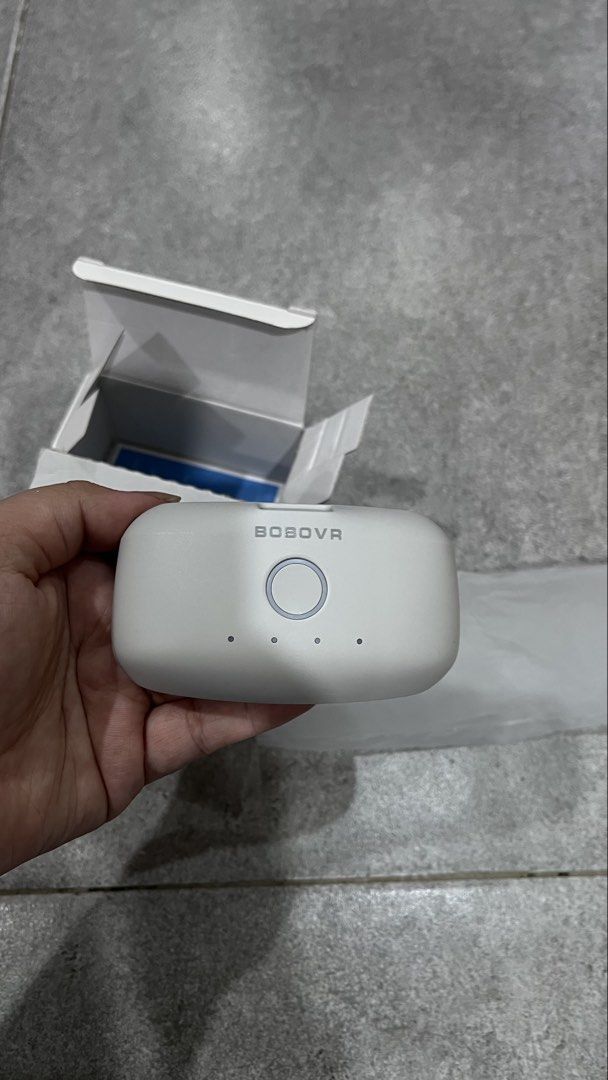 BOBO VR Battery Pack (Brand New / Unused) (Category: Other Gadgets) located in Imus. Submitted by vmelss (Listing ID 1436452613, Image 1). Description: Selling my BOBOVR battery pack for VR headset (Quest compatible) ✔ Brand new condition (never used) ✔ Fully working and tested ✔ Comes with original box (no logo on packaging) ✔ Strong battery performance ✔ Magnetic attachment, easy to use ✔ Great for extending VR playtime (no need to keep chargin