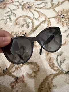 (Category: ) located in . Submitted by prelovedclothes18 (Listing ID 1436346959, Image 1). Description: .