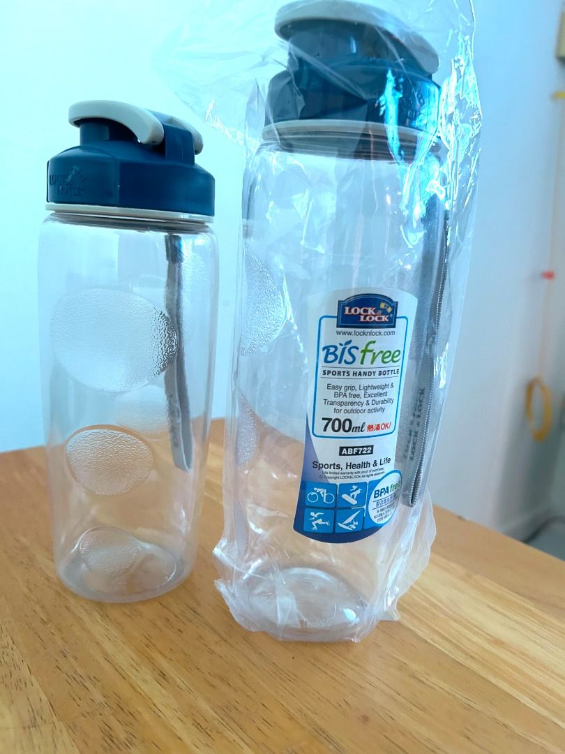 Brand New Water Bottles446512674458183680