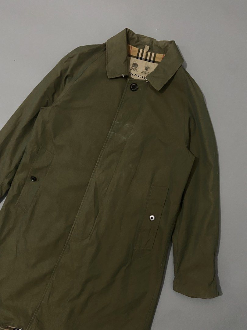 BURBERRY-trench coat-Green (Category: Coats, Jackets and Outerwear) located in Cavite. Submitted by asianluxe (Listing ID 1436388615, Image 2). Description: BURBERRY TRENCH COAT GREEN Flat measurements!, Length:38 inches armpit to armpit:21 inches sleeve:29 inches hem:23.5 inches (Guaranteed authentic) Good condition Very presentable 8/10 condition Flaw: white on mid .