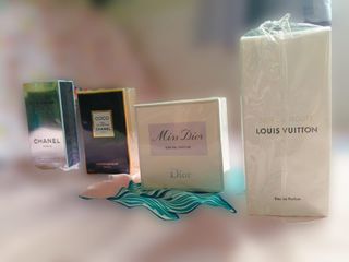 （分類：）位於 。 由 warm.sallyscloset 提交（商品編號 1436428380，圖片 1）。簡介： 。
