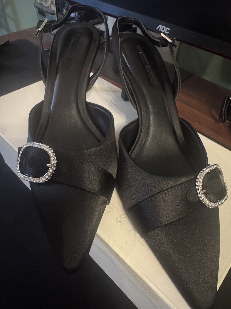 Charles and Keith sling kitten sandals shoes (Category: Heels) located in Pasig City. Submitted by redeem (Listing ID 1436438621, Image 1). Description: Brand New with box Bought in Taiwan official Charles and Keith store Size: Euro 38 RFS: Change of mind .