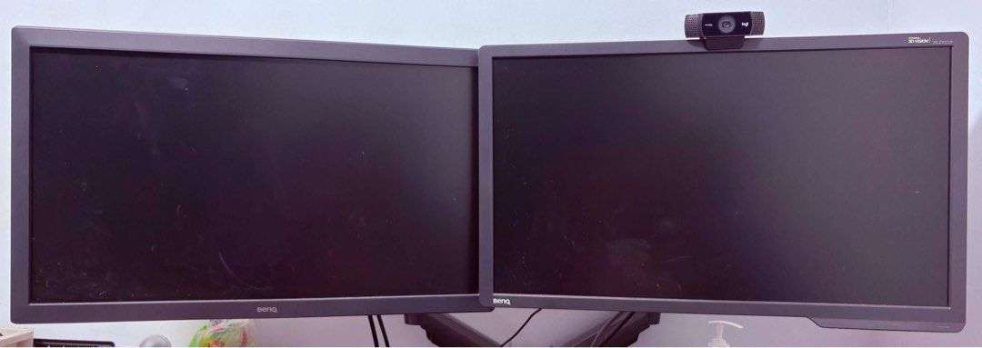 BenQ XL2411P 144hz 1080p gaming monitor (Category: Monitor Screens) located in Muntinlupa City. Submitted by daisydosephh (Listing ID 1436428852, Image 1). Description: BenQ XL2411P 144hz 1080p gaming monitor with stand.