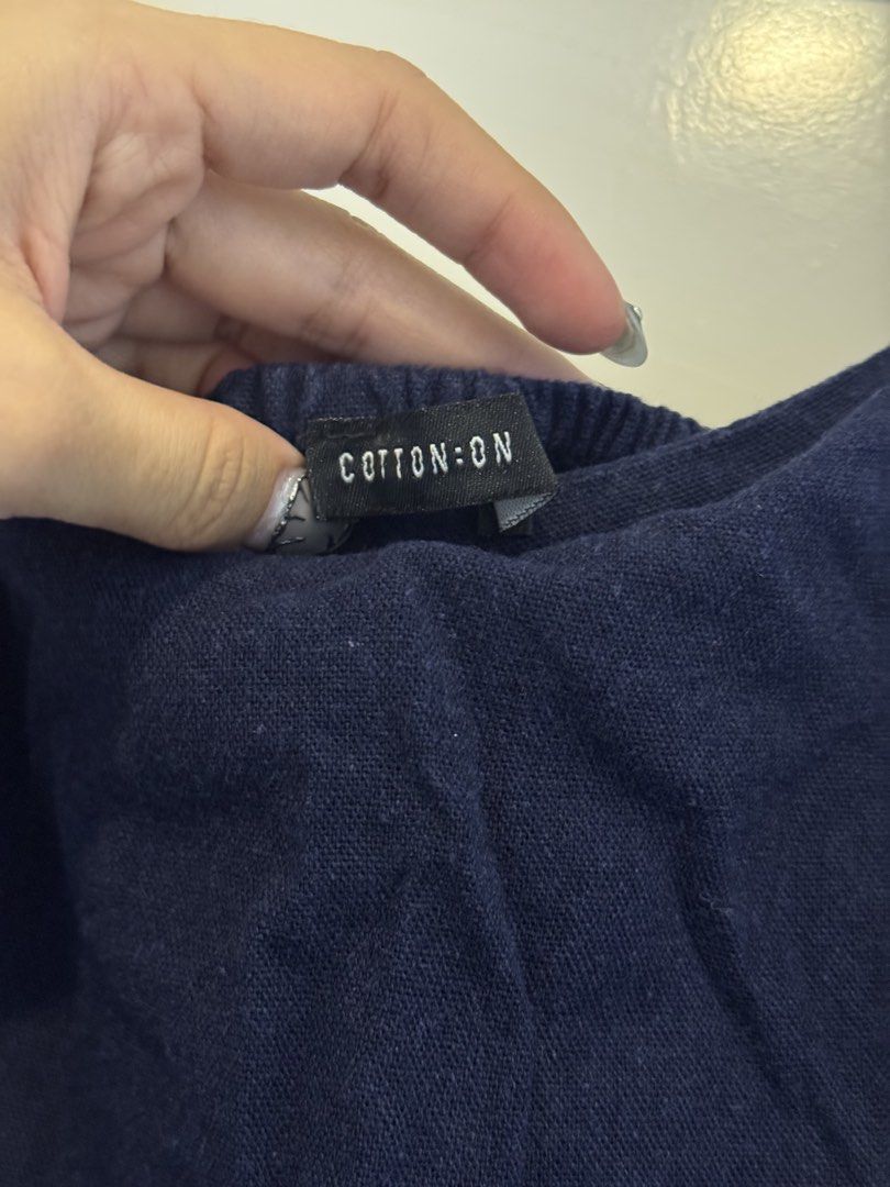 Cotton On Dress XS (Category: Dresses) located in Makati City. Submitted by sphpnd (Listing ID 1436463885, Image 3). Description: - Navy blue dress from Cotton On - Features a square neckline - Thick straps - Fitted bodice - Straight skirt.