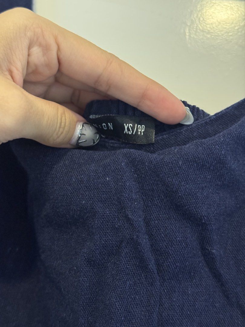 Cotton On Dress XS (Category: Dresses) located in Makati City. Submitted by sphpnd (Listing ID 1436463885, Image 2). Description: - Navy blue dress from Cotton On - Features a square neckline - Thick straps - Fitted bodice - Straight skirt.