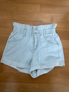 (Category: ) located in . Submitted by aeiouly (Listing ID 1436322636, Image 1). Description: .