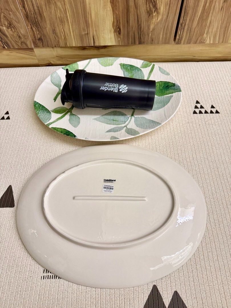Crate & Barrel Leafy Botanical Oval Platter446749851895746563