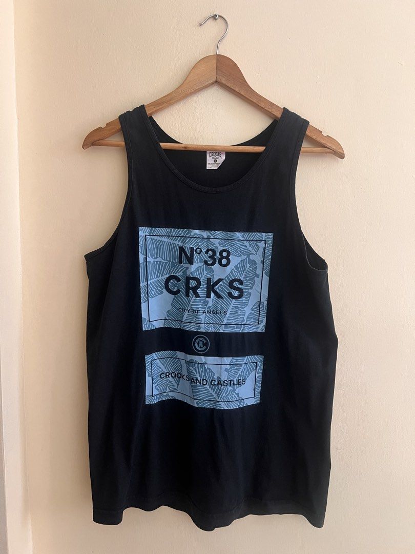 Crooks and Castles (Category: Sleeveless) located in Makati City. Submitted by renkill (Listing ID 1436435892, Image 1). Description: Very good condition 19x28 Color rate 9/10.