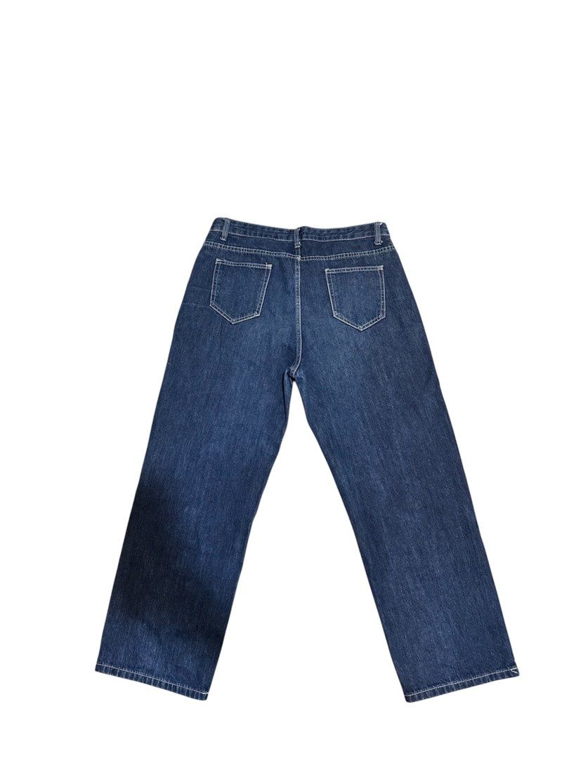 Dark Blue Indigo Baggy Jeans (Category: Jeans) located in Quezon City. Submitted by onthescott (Listing ID 1436379322, Image 2). Description: Semi Raw Denim Pants Waistline around 34-35 Leg Hole 9 Length 40 Thigh 13.