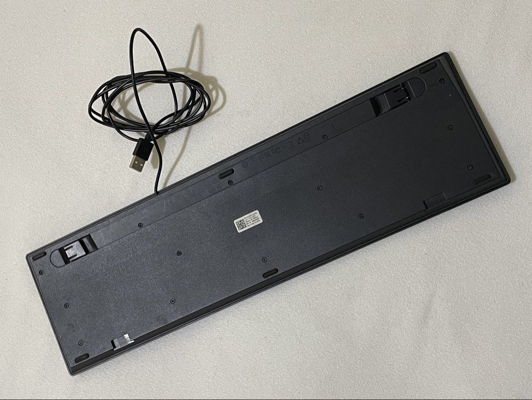 DELL WIRED KEYBOARD (Category: Computer Keyboard) located in Manila. Submitted by momscollection.ph (Listing ID 1436443717, Image 3). Description: DELL WIRED KEYBOARD NO ISSUES LIKE NEW.