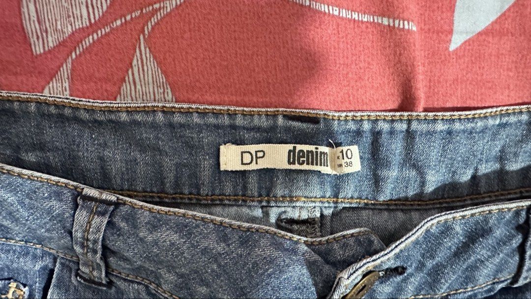 Dorothy Perkins Denim Shorts (Category: Shorts) located in Manila. Submitted by hapibday.everyday (Listing ID 1436416969, Image 3). Description: Dorothy Perkins Denim Shorts Size 10 Euro 38 Fits Medium Size .