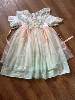 (Category: ) located in . Submitted by lilichou33 (Listing ID 1436394747, Image 1). Description: .