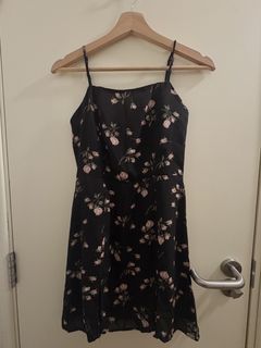 （分類：）位於 。 由 helpabrokebitchout 提交（商品編號 1436412422，圖片 1）。簡介： 。