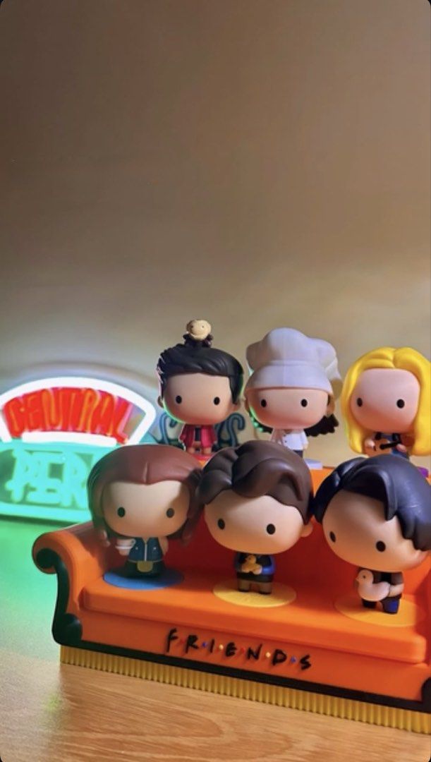 Friends Couch Acrylic Stand (Category: Sofas) located in Manila. Submitted by cosmic_nikki1212 (Listing ID 1436291423, Image 1). Description: FRIENDS Couch only With inside compartment RFS: Extra.