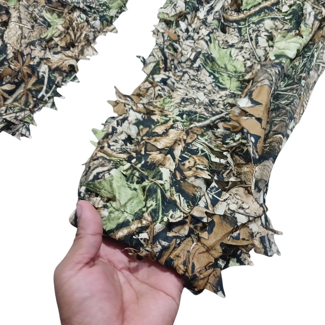 Ghillie Pants (Category: Activewear) located in Iloilo. Submitted by wearmovement.ilo (Listing ID 1436404291, Image 3). Description: Real Tree Mesh Ghillie Pants Good as New Condition Size 30-34 Waistline x 40 Length DM 📩📩📩.