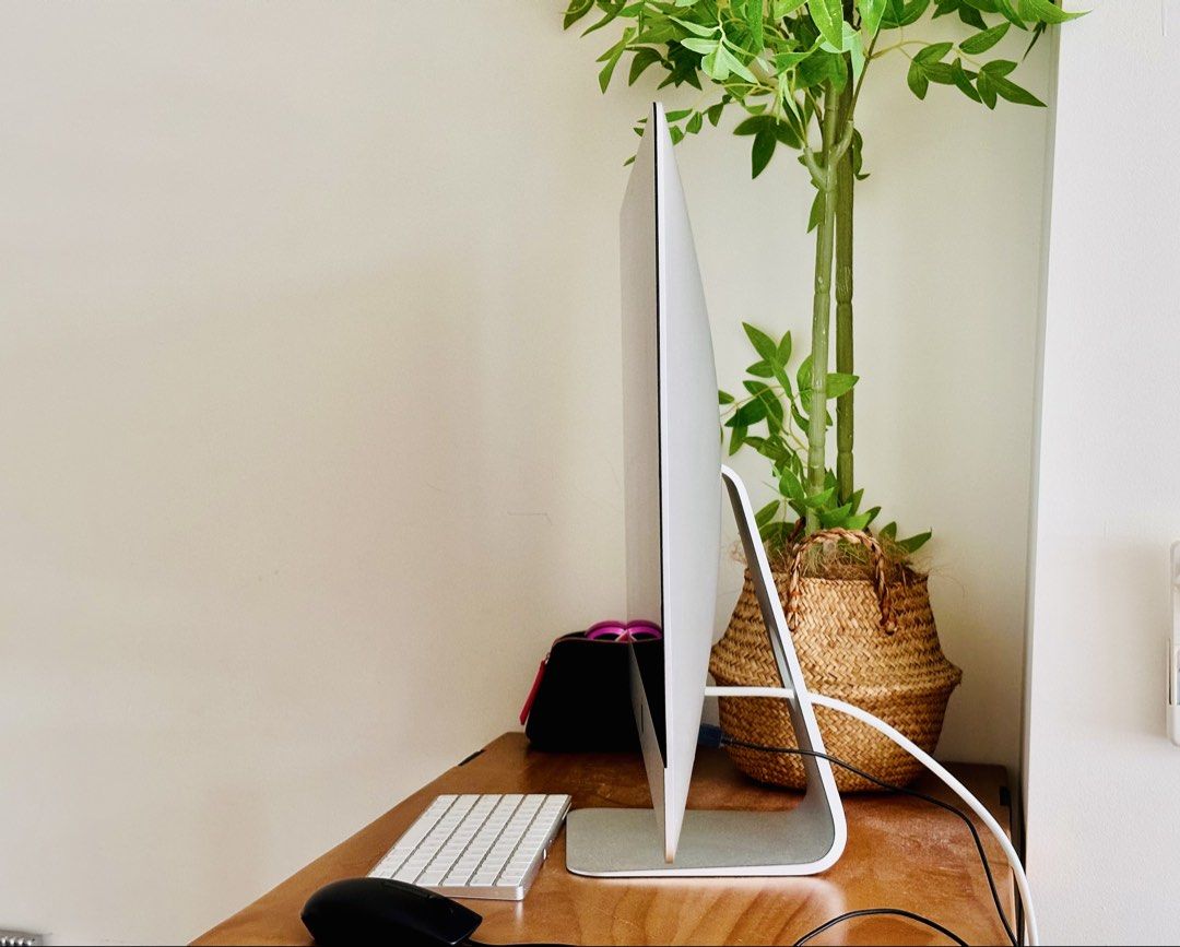 💯Good condition Apple iMac 27-inch446429487212810241