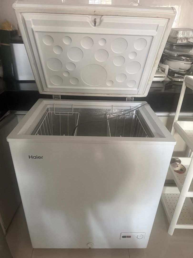 Haier Chest Freezer (CUBAO Pickup) (Category: Refrigerators and Freezers) located in Mandaluyong City. Submitted by babycakesshop (Listing ID 1436306573, Image 1). Description: - Haier Chest Freezer - 146L Capacity 5cuft - Freezing Capacity: 12kg/24h - Includes 2 Wire Baskets - White Exterior - Top-Opening Lid - Model: BCD-146HDV6 - Rated Power: 80W non inverter - Refrigerant: R600a.