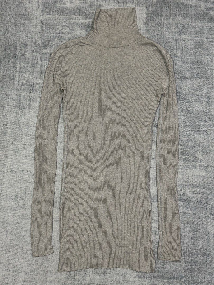 Helmut Lang - Ribbed Knit Mini Dress (Category: Dresses) located in Manila. Submitted by members-only (Listing ID 1436331057, Image 2). Description: Helmut Lang Ribbed-Knit Mini Dress Long Sleeve Size: S Very good condition No issue Measurements: Chest - 16" inches (can stretch slightly) Length - 31" inches Sleeves - 27" inches.