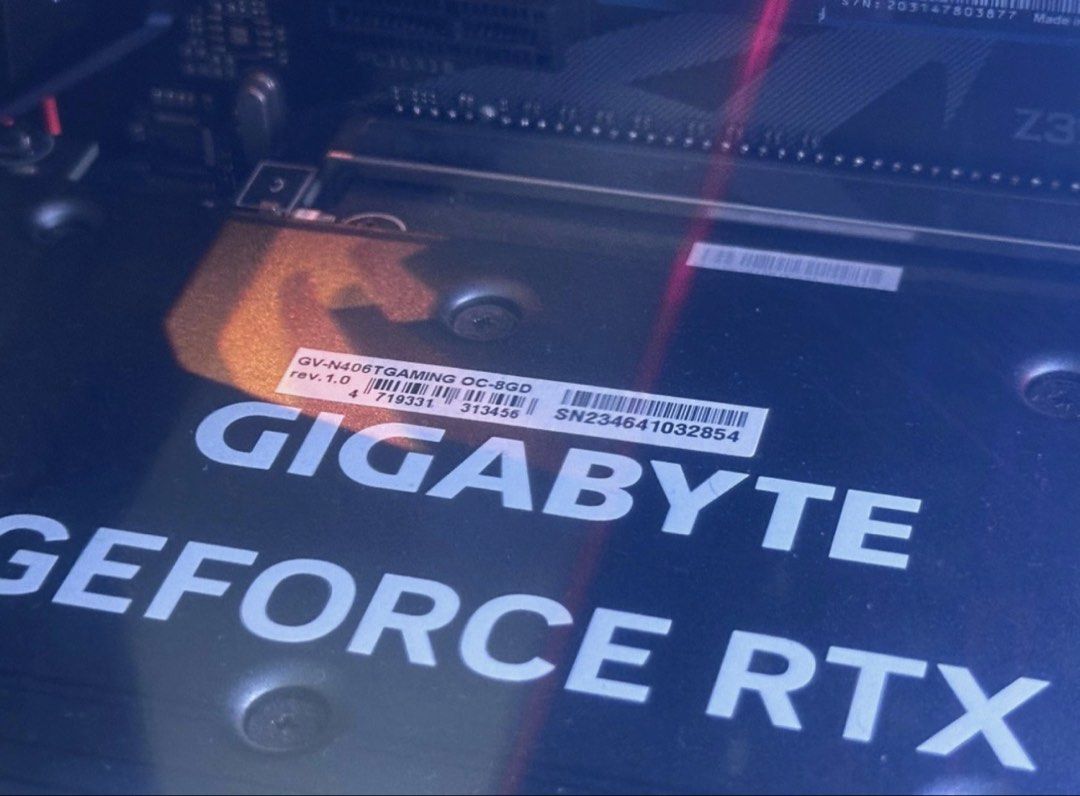 High-Performance Gaming PC Setup446698589626060804