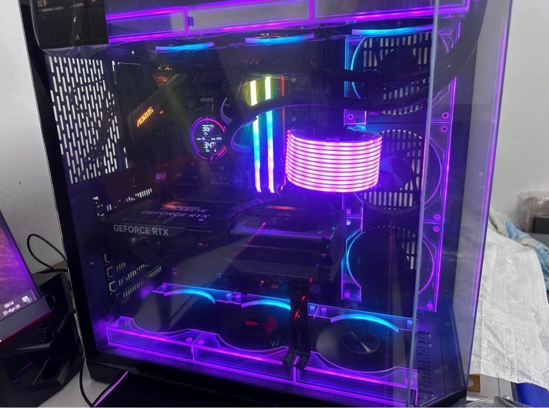 High-Performance Gaming PC Setup446698589626060801