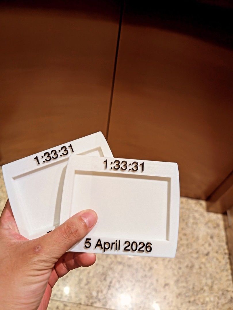 HYROX Patch Holder (Category: Stamps & Prints) located in Singapore. Submitted by gzhanglee (Listing ID 1436292986, Image 2). Description: Brand new HYROX patch fridge magnet frames. Each frame displays the timing, date, and a blank space for your HYROX patch. Perfect for displaying your HYROX achievements! Patch not included..
