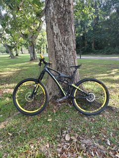 (Category: ) located in . Submitted by Justbike (Listing ID 1436467320, Image 1). Description: .
